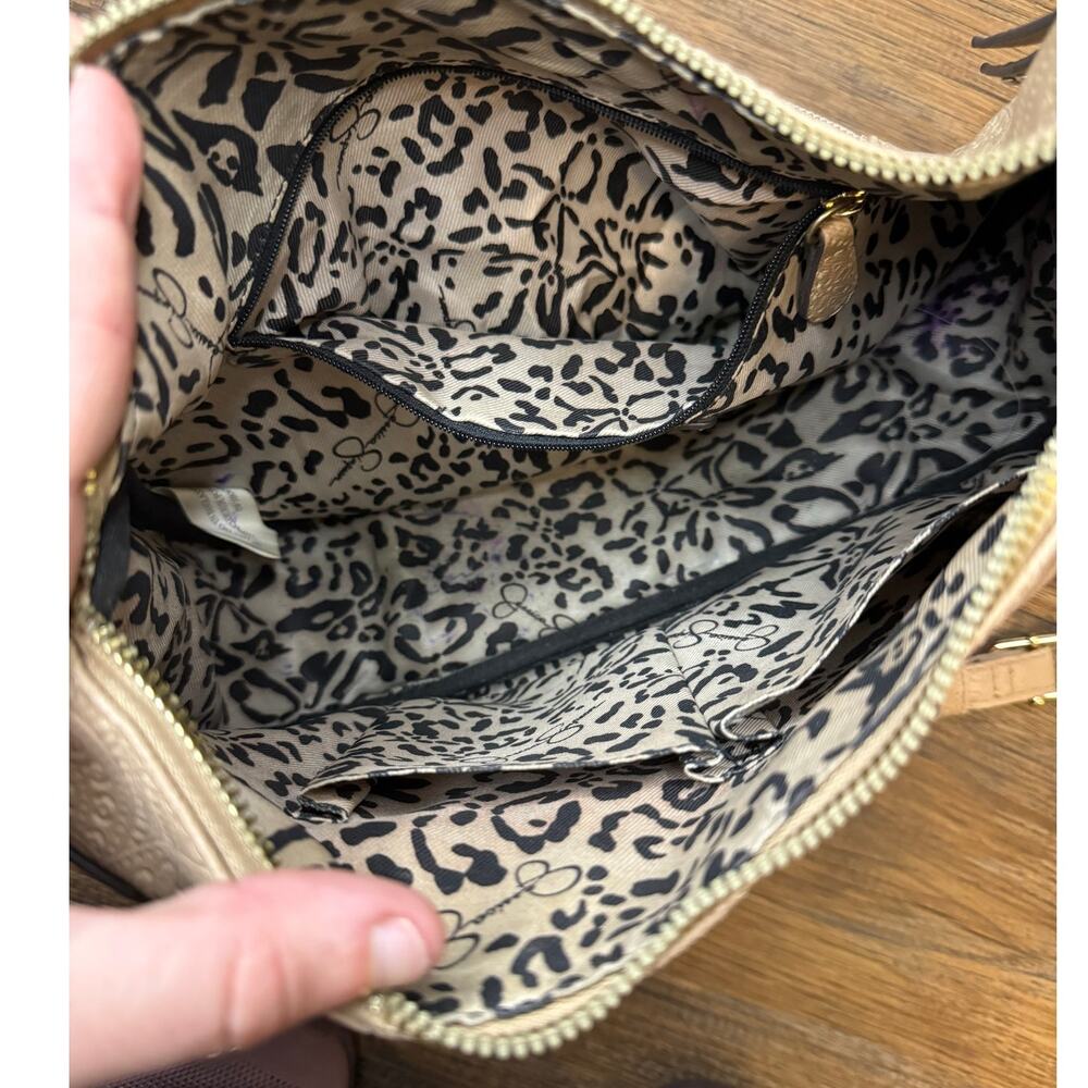 Jessica Simpson tan crossbody Faux leather purse textured design - Picture 12 of 13